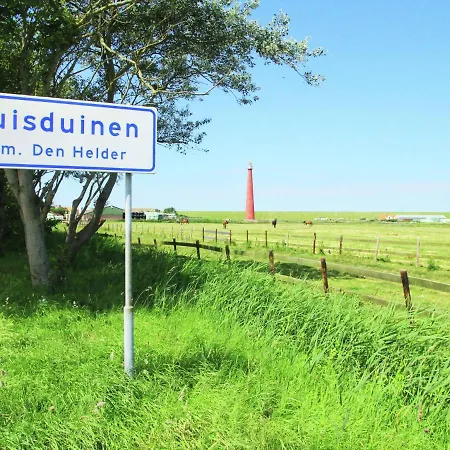 Semesterbostad Heritage Holiday In Near Sea Huisduinen